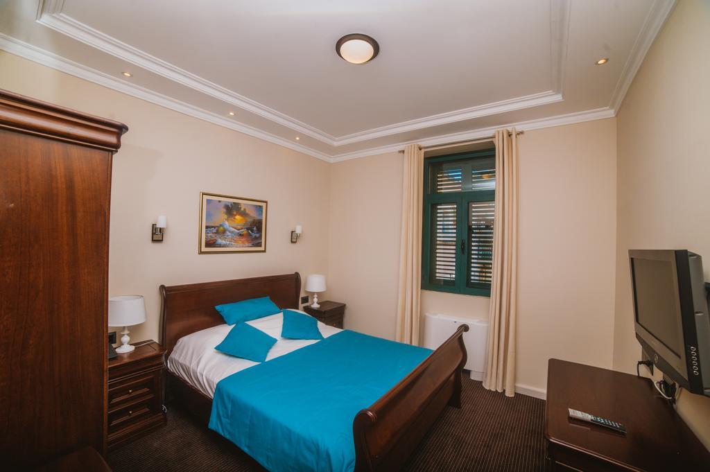 Hotel Astoria Tivat Pokoj fotografie